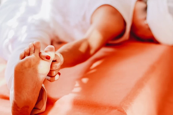 Postura de Kundalini Yoga